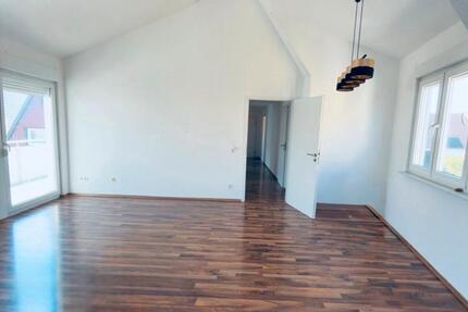 Wohnung Ditzingen - 3.5 Zimmer, 85 m&sup2;, 1.200&euro; | Angebot:26603214