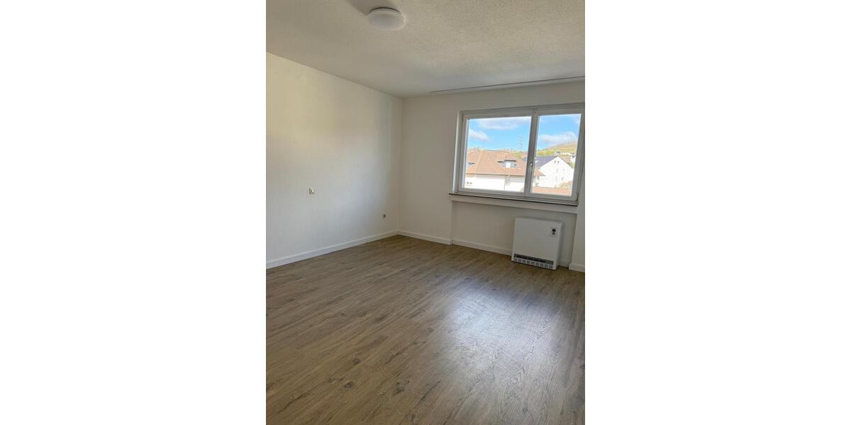 Etagenwohnung Iserlohn - 3.5 Zimmer, 95 m&sup2;, 800&euro; | Angebot:26626196
