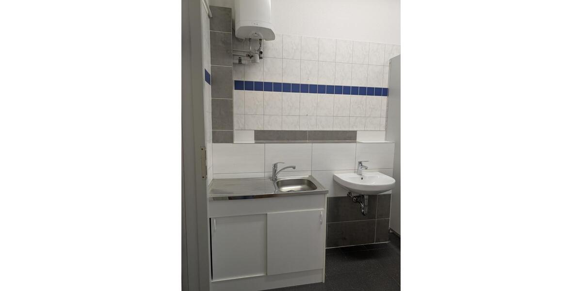 18 - 141 m² Lager- und Büroflächen im Neuruppiner Gewerbegebiet zimmer