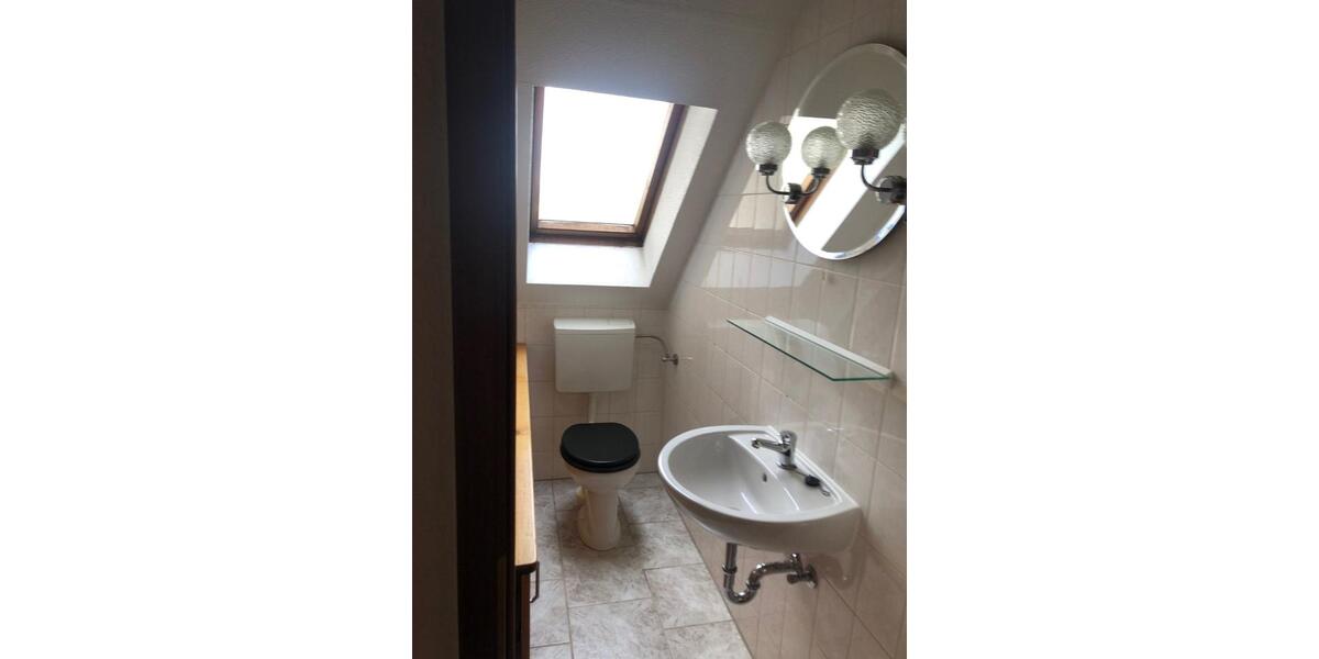 Dachgeschoßwohnung Zehdenick - 2 Zimmer, 42 m&sup2;, 336&euro; | Angebot:25854202