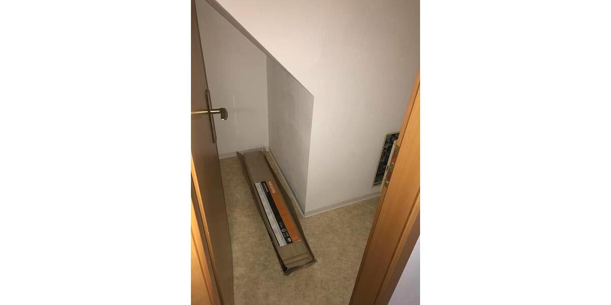 Dachgeschoßwohnung Chemnitz Bernsdorf - 3 Zimmer, 64 m&sup2;, 283&euro; | Angebot:26038020