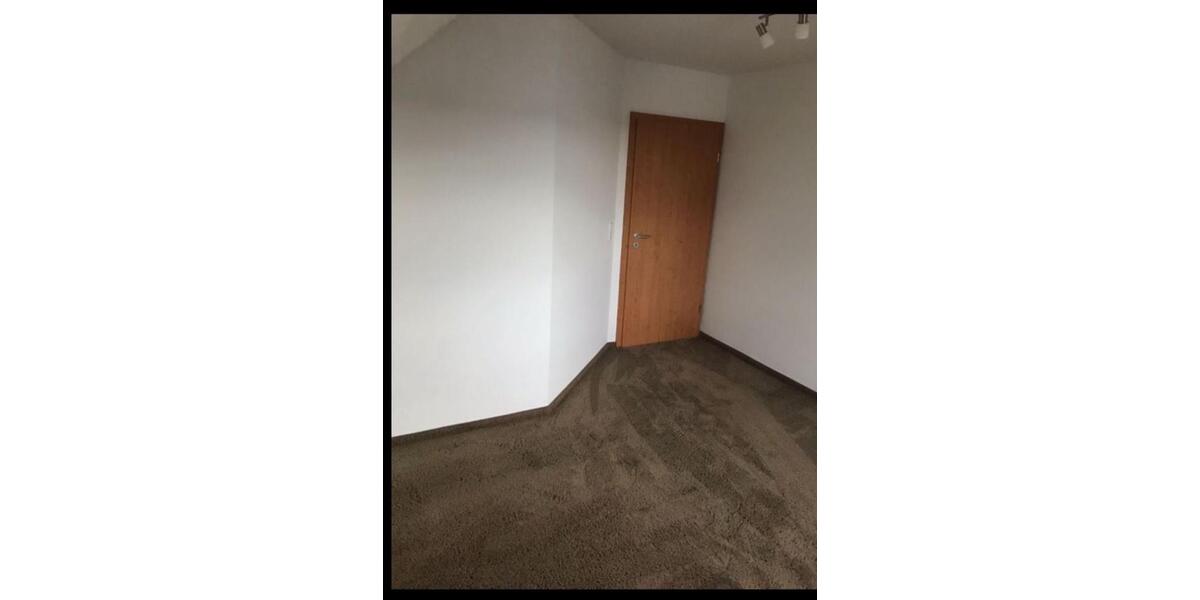 Etagenwohnung Burglengenfeld - 2.5 Zimmer, 77 m&sup2;, 985&euro; | Angebot:26048587