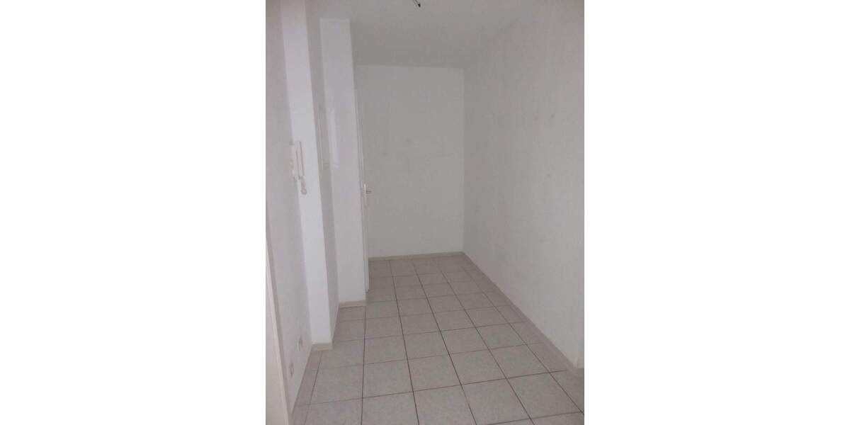 Etagenwohnung Rudolstadt Volkstedt - 4 Zimmer, 81 m&sup2;, 660&euro; | Angebot:25814016