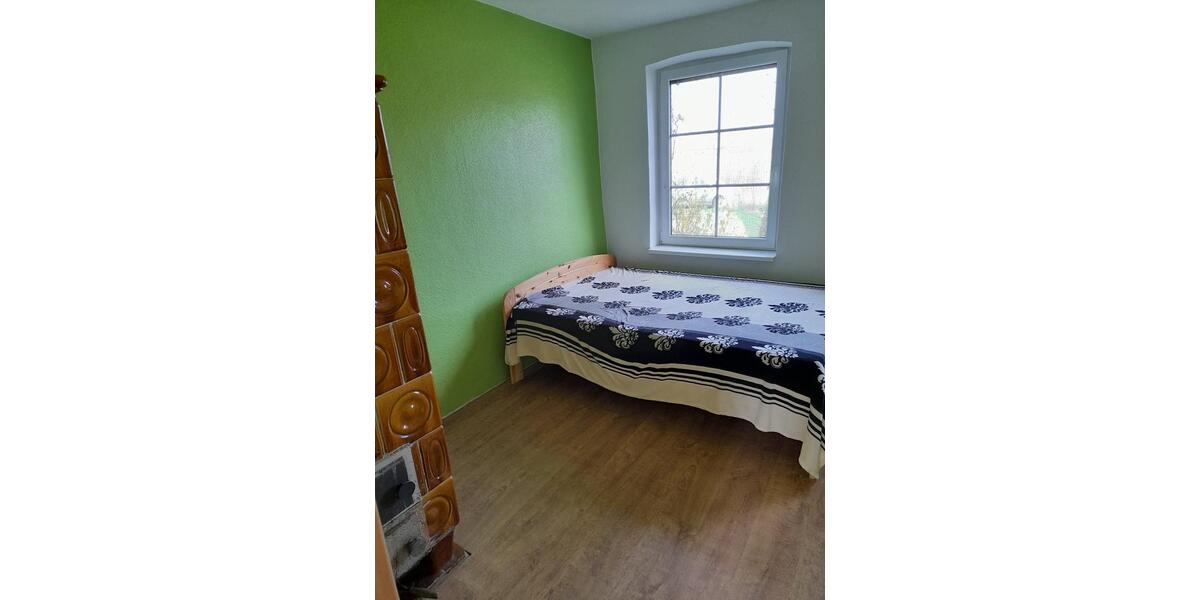 Erdgeschoßwohnung Lewitzrand - 1 Zimmer, 33 m&sup2;, 250&euro; | Angebot:22066242