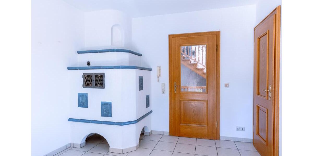Einfamilienhaus Reisbach Englmannsberg - 8 Zimmer, 233 m&sup2;, 1.700&euro; | Angebot:26411603