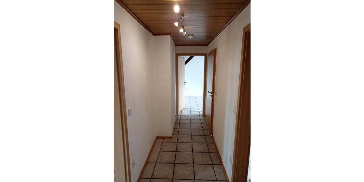Dachgeschoßwohnung Essen Stadtbezirk IV - 2 Zimmer, 55 m&sup2;, 420&euro; | Angebot:25368120