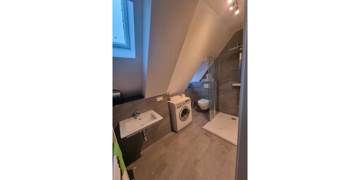 Etagenwohnung Friedrichroda - 4 Zimmer, 100 m&sup2;, 800&euro; | Angebot:24427910