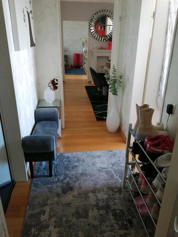 Wg Zimmer zu vermieten (gerne an eine weibliche Person) zimmer