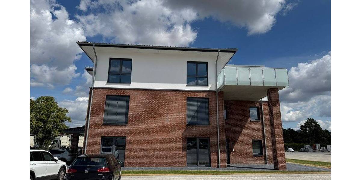 Gewerbeobjekt Lindhorst - 5 Zimmer, 207 m&sup2;, 2.200&euro; | Angebot:23516415