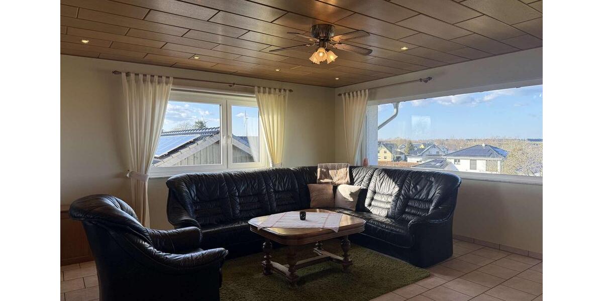 Etagenwohnung Schleiden - 5 Zimmer, 130 m&sup2;, 950&euro; | Angebot:25720418