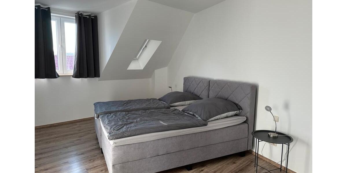 Etagenwohnung Am Ettersberg - 2 Zimmer, 70 m&sup2;, 80&euro; | Angebot:24866944