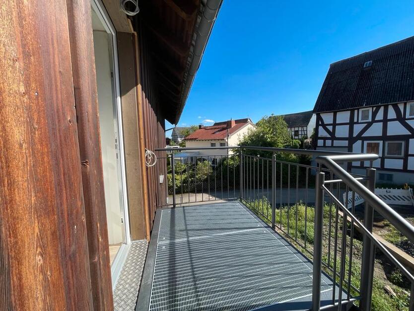 Ruhig gelegene, frisch sanierte Wohnung mit Garten im OG, 3ZKB
