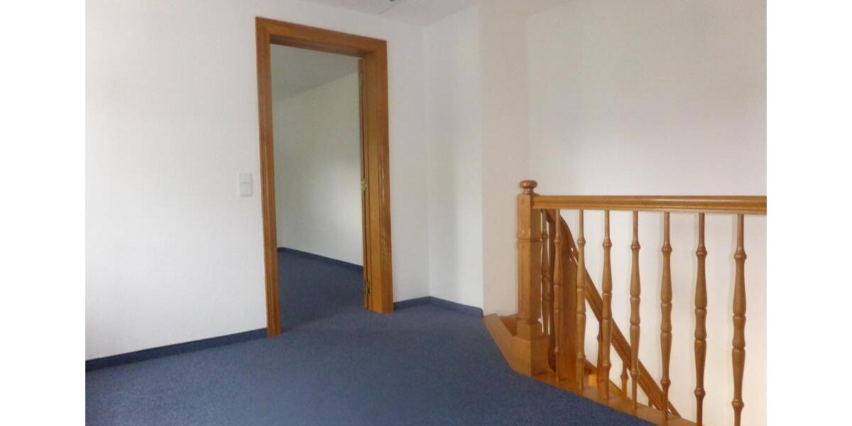 Erdgeschoßwohnung Wuppertal Dornap - 4 Zimmer, 148 m&sup2;, 1.049&euro; | Angebot:25234503