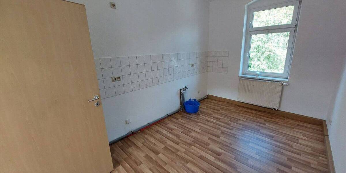 Etagenwohnung Roßwein - 3 Zimmer, 71 m&sup2;, 375&euro; | Angebot:26686390