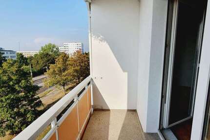 Wohnung Magdeburg Neustädter Feld - 3 Zimmer, 57 m&sup2;, 358&euro; | Angebot:27183502