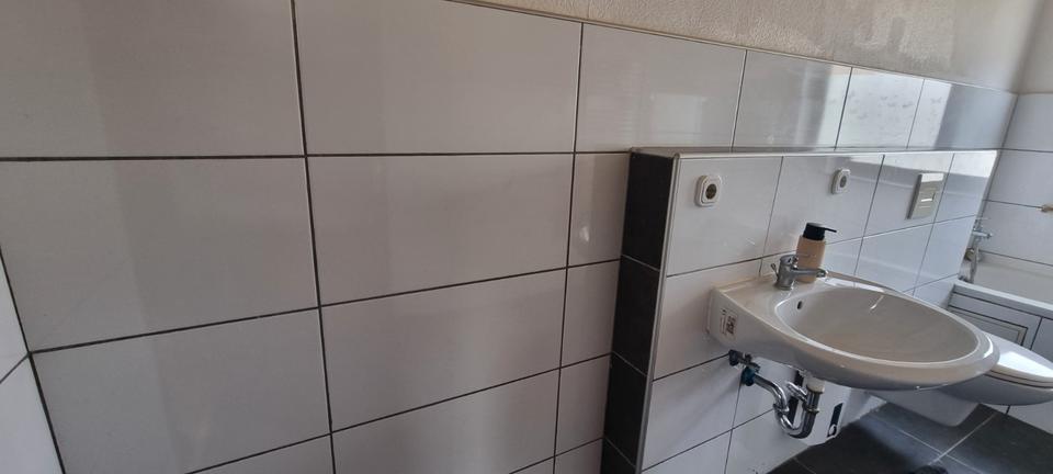 Einfamilienhaus Haiger - 5 Zimmer, 170 m&sup2;, 1.000&euro; | Angebot:26222716