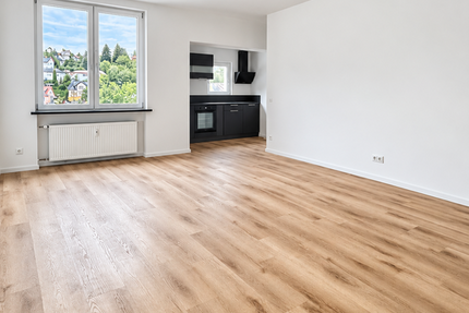 Wohnung Wiesbaden-Rambach Rambach - 3 Zimmer, 92 m&sup2;, 990&euro; | Angebot:27701514