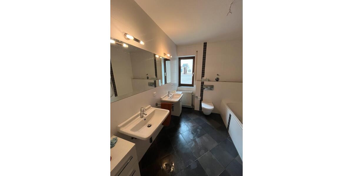 Erdgeschoßwohnung Aschaffenburg Österreicher Kolonie - 3 Zimmer, 107 m&sup2;, 1.100&euro; | Angebot:26168751