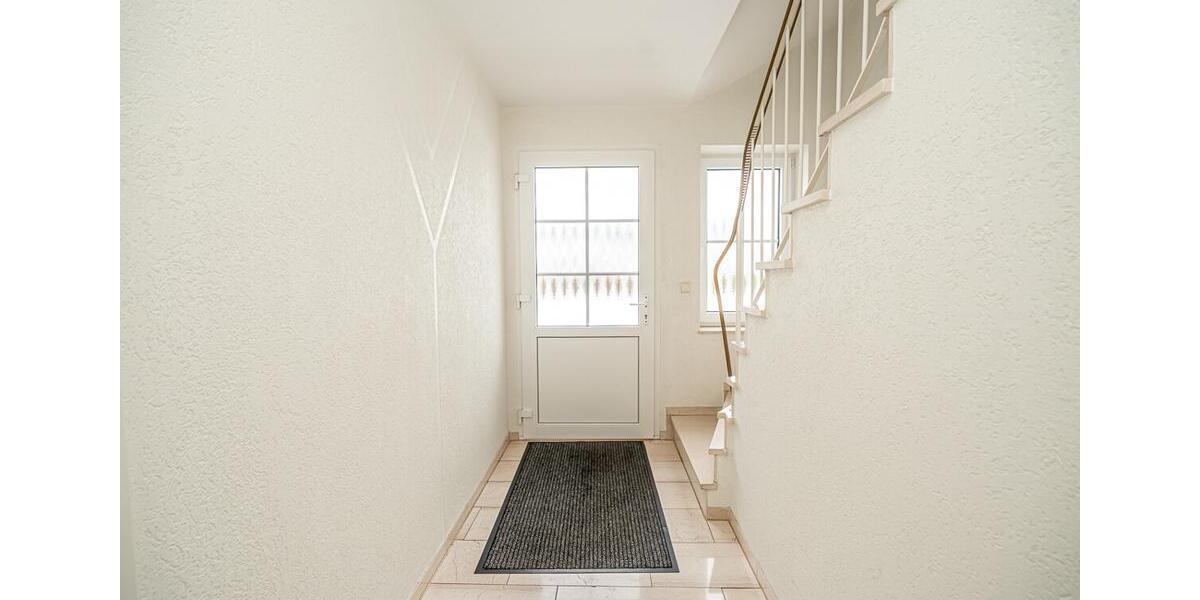 Dachgeschoßwohnung Bad Zwischenahn - 2 Zimmer, 55 m&sup2;, 650&euro; | Angebot:25306583