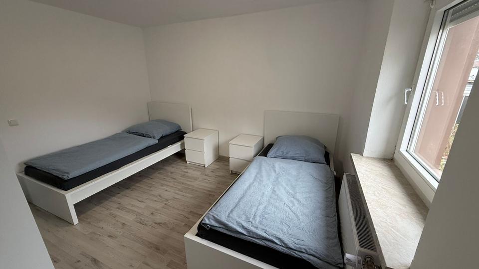 Wohnen auf Zeit Helmbrechts - 3 Zimmer, 100 m&sup2;, 25&euro; | Angebot:23566853
