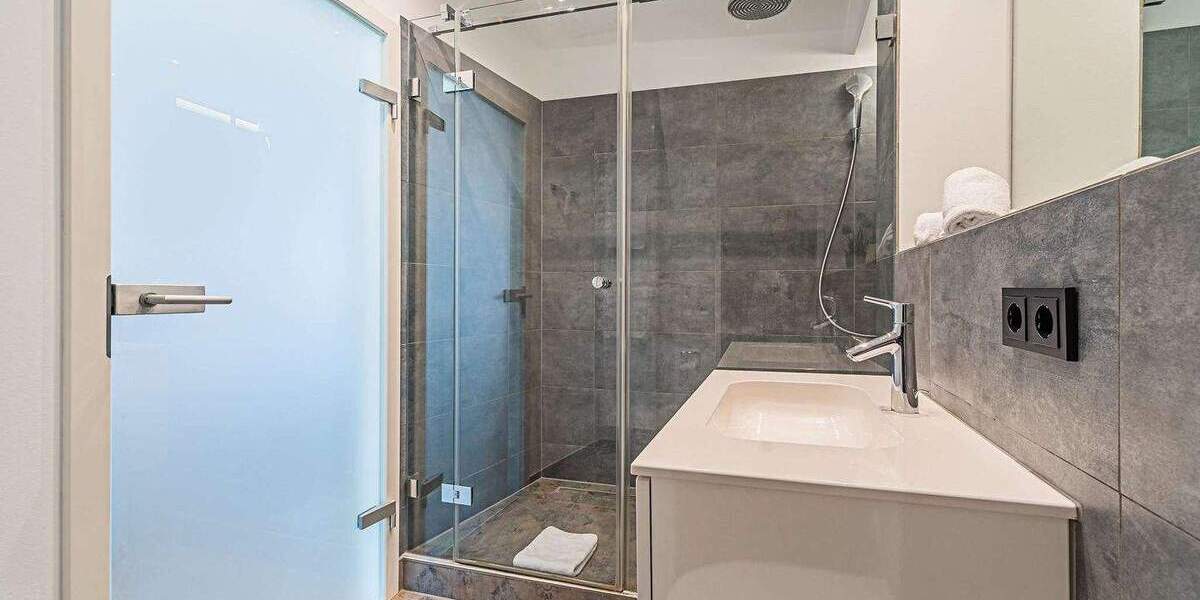 Etagenwohnung Frankfurt am Main Innenstadt - 1 Zimmer, 63 m&sup2;, 3.280&euro; | Angebot:24789399