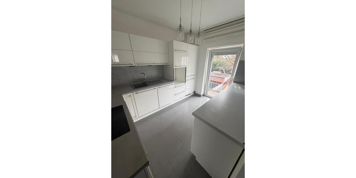 Etagenwohnung Fürth Atzenhof - 3 Zimmer, 100 m&sup2;, 1.600&euro; | Angebot:25236827