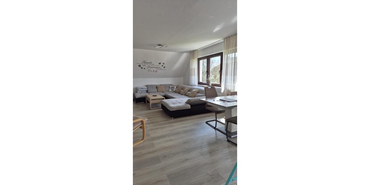 Etagenwohnung Altena - 3 Zimmer, 93 m&sup2;, 800&euro; | Angebot:26705002