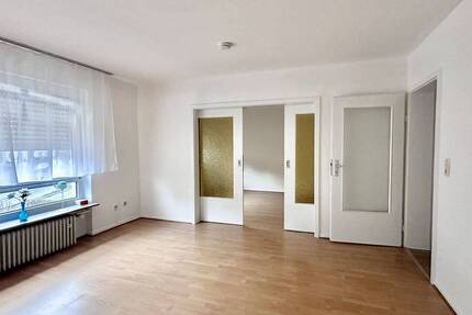 Wohnung Kaiserslautern Innenstadt - 3 Zimmer, 70 m&sup2;, 650&euro; | Angebot:26081023