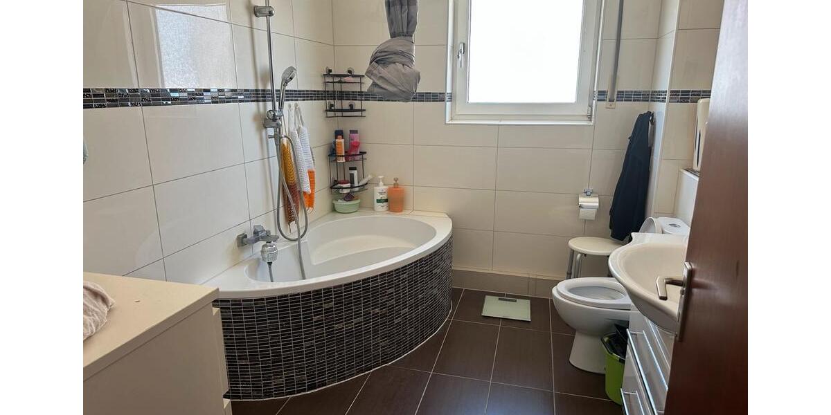 Etagenwohnung Gelnhausen - 4 Zimmer, 115 m&sup2;, 1.250&euro; | Angebot:26705432