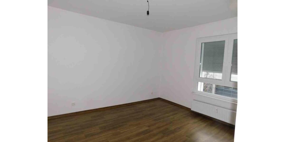 Renovierte 2-Raum-Wohnung mit Balkon in Citynähe! 2 zimmer