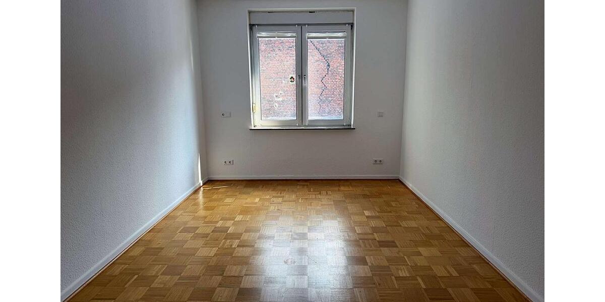 Etagenwohnung Dortmund Innenstadt Nord - 3 Zimmer, 110 m&sup2;, 700&euro; | Angebot:26198686
