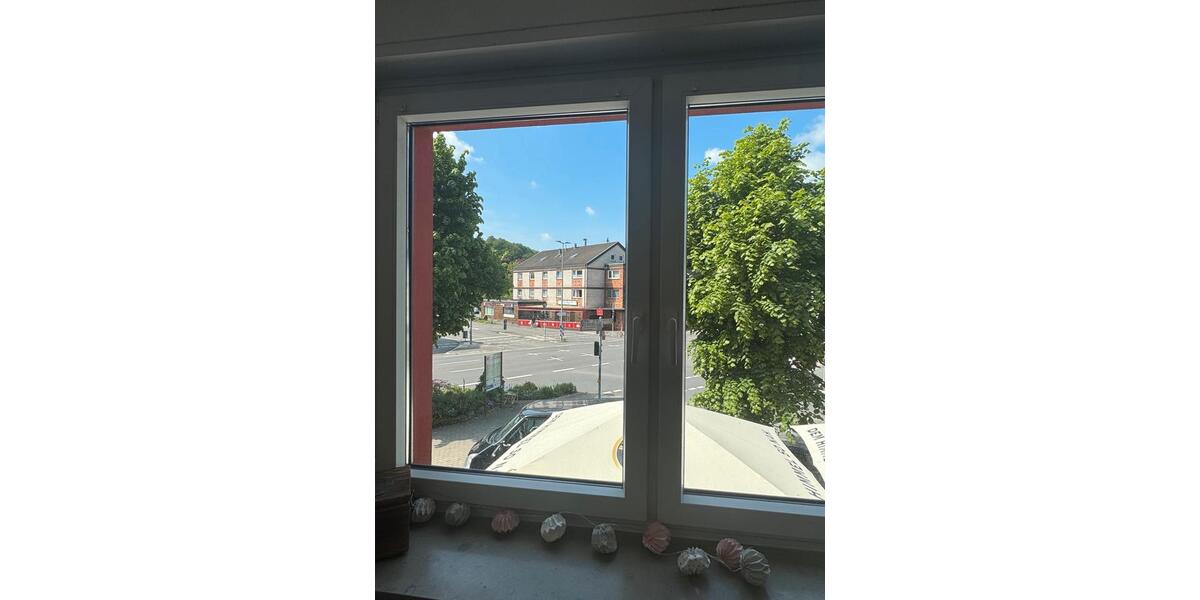 Etagenwohnung Engelskirchen - 5 Zimmer, 90 m&sup2;, 90&euro; | Angebot:26517422