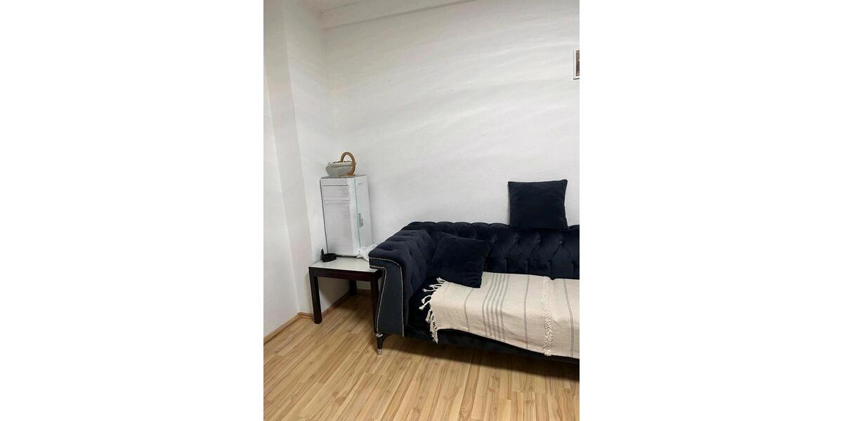 2 × 2 ZKB-WOHNUNG 2 zimmer