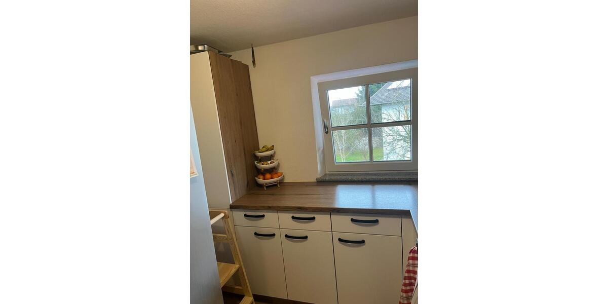 Etagenwohnung Piding - 4 Zimmer, 100 m&sup2;, 1.050&euro; | Angebot:24803934