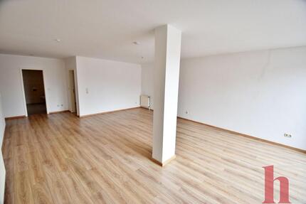 2-Zimmer-Wohnung mit Dachterrasse in Innenstadtlage zimmer