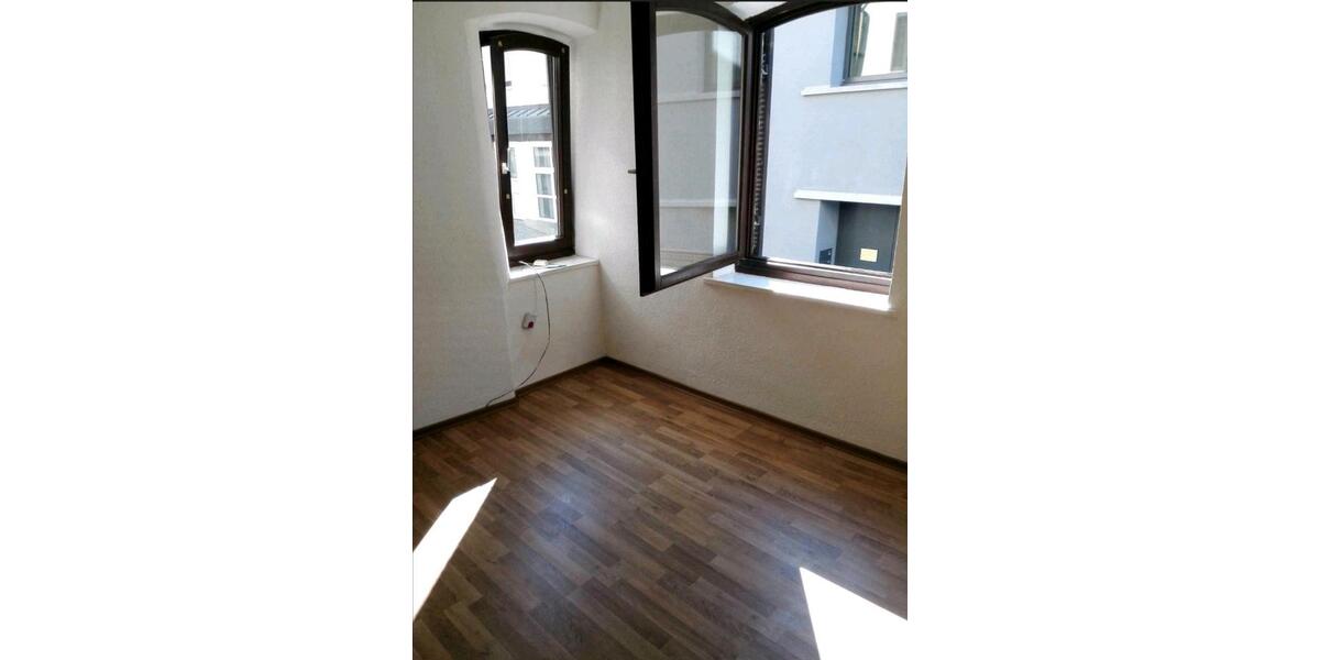 Etagenwohnung Landau an der Isar - 3 Zimmer, 950&euro; | Angebot:21805110