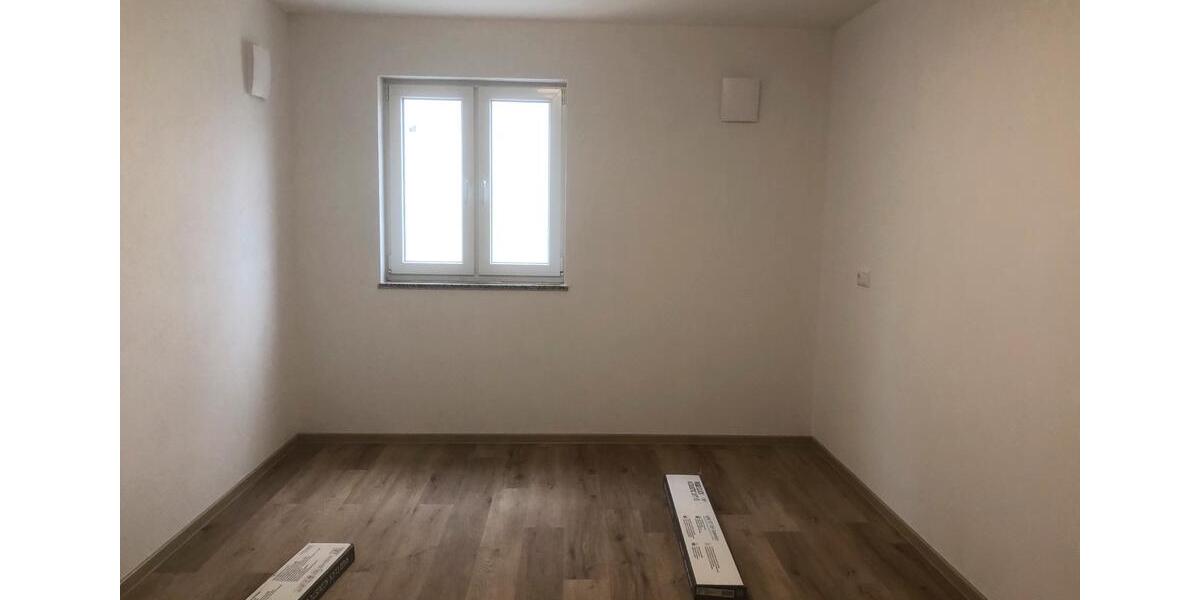 Etagenwohnung Pfarrkirchen - 2 Zimmer, 73 m&sup2;, 850&euro; | Angebot:26375355