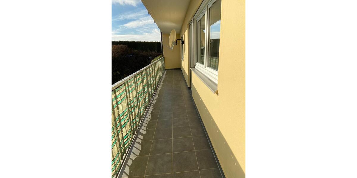 Erdgeschoßwohnung Obertraubling - 4 Zimmer, 93 m&sup2;, 1.350&euro; | Angebot:26537133