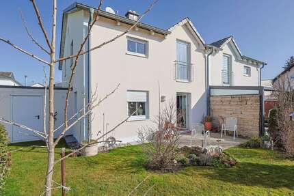 Haus Ingolstadt Nordost - 4 Zimmer, 115 m&sup2;, 1.380&euro; | Angebot:25424594