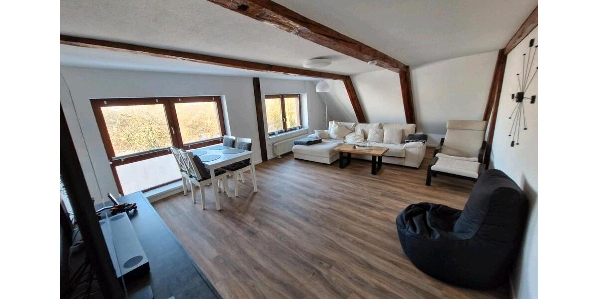 Etagenwohnung Uetersen - 3 Zimmer, 81 m&sup2;, 960&euro; | Angebot:25112258