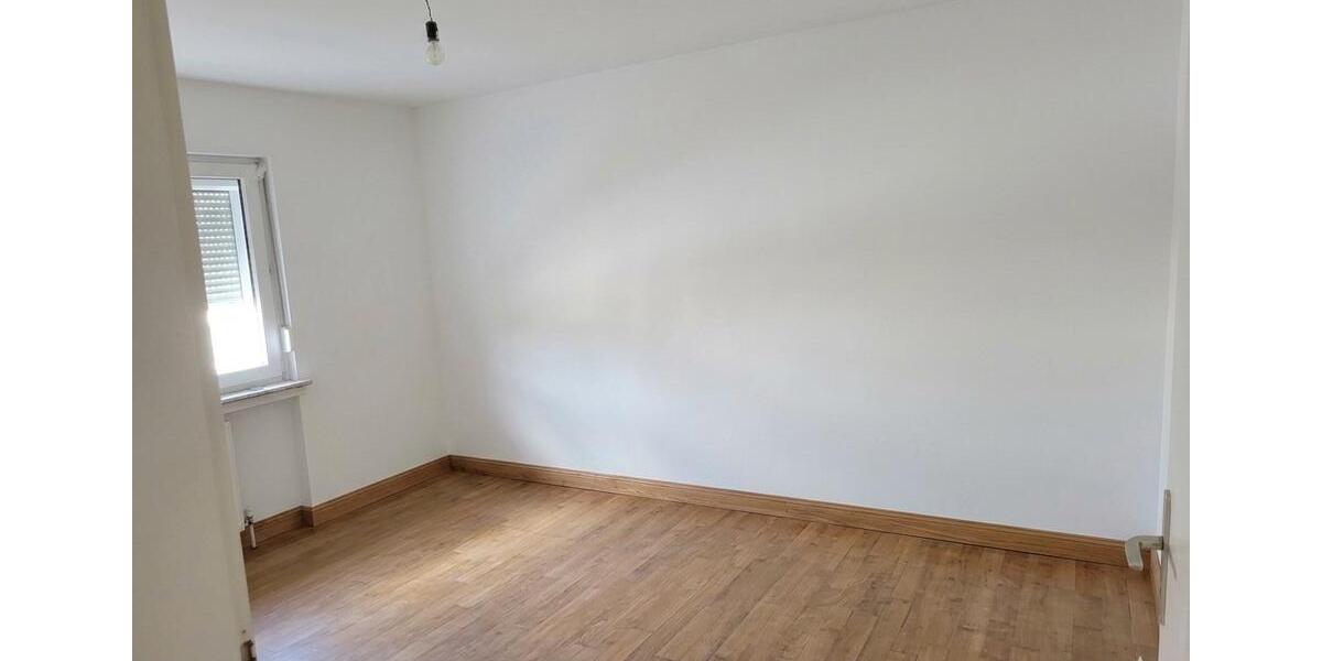 Etagenwohnung Bad Hersfeld - 3 Zimmer, 70 m&sup2;, 650&euro; | Angebot:25056836