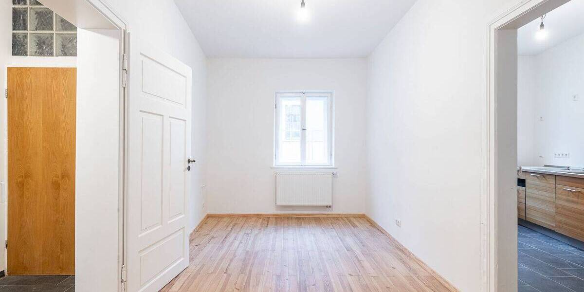 Etagenwohnung Ingolstadt - 2 Zimmer, 71 m&sup2;, 900&euro; | Angebot:26116941