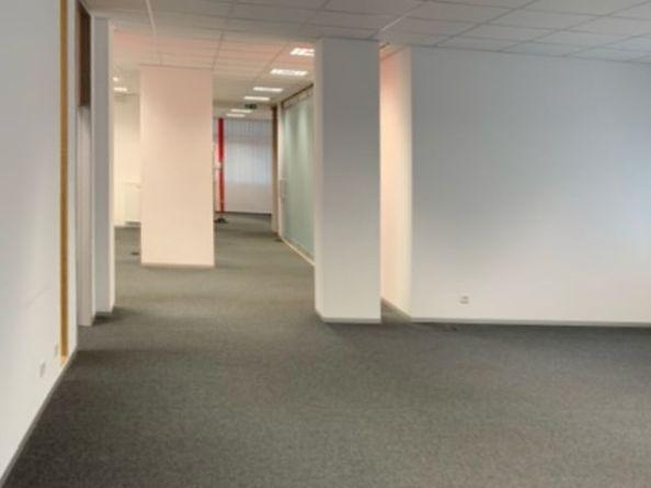 VB3922 Attraktive, barrierefreie, helle und klimatisierte Gewerbefläche mit großem Schaufenster Regensburg - Ost zimmer