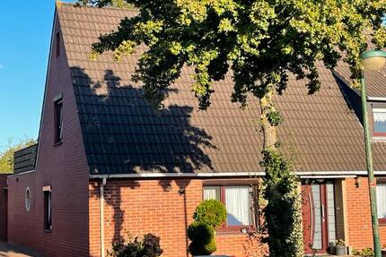 Doppelhaushälfte in Cäciliengroden mit großem Garten