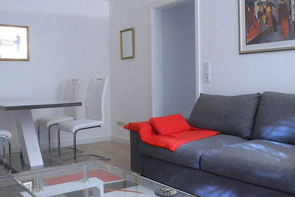 Möblierte 2-Zimmer Whg mit Balkon & Tiefgarage in Hamburg-Wandsbeck befristet min 12max 24 Monate