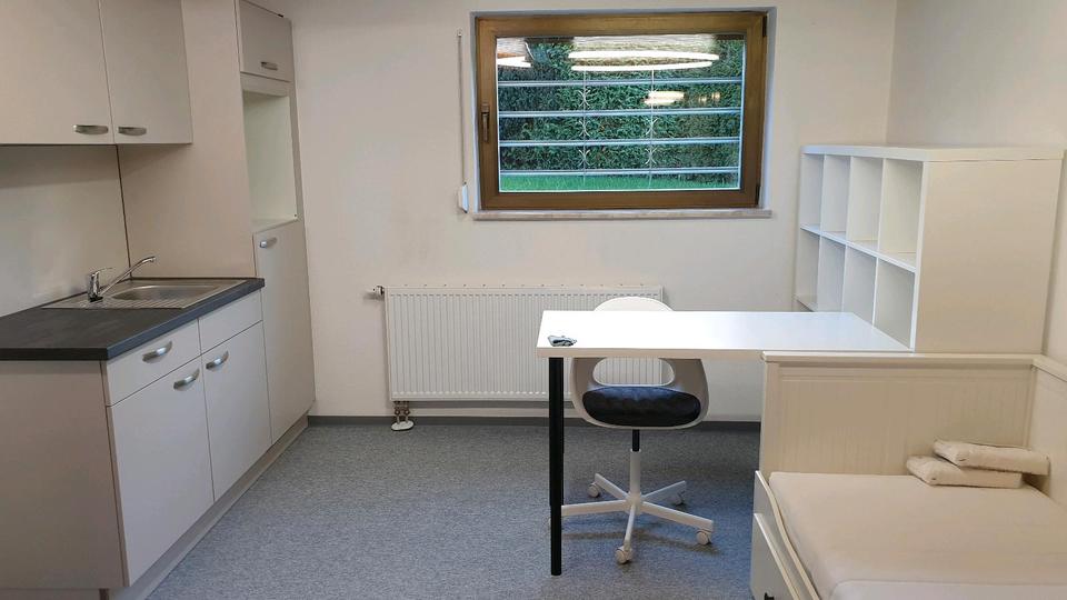Etagenwohnung Mengen - 1 Zimmer, 25 m&sup2;, 370&euro; | Angebot:26619582