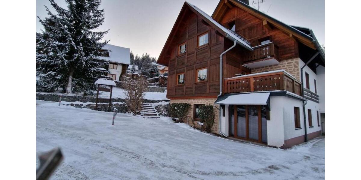 Erdgeschoßwohnung Feldberg (Schwarzwald) - 3 Zimmer, 81 m&sup2;, 1.350&euro; | Angebot:24606660