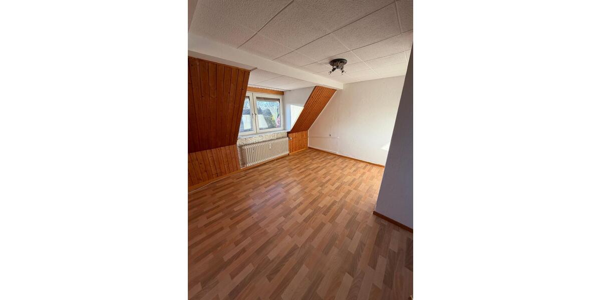 Dachgeschoßwohnung Bochum Eppendorf - 2 Zimmer, 55 m&sup2;, 565&euro; | Angebot:24741291