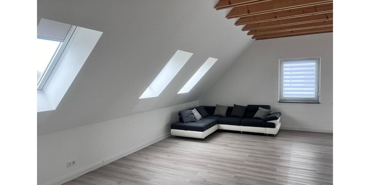 Dachgeschoßwohnung Möckern - 4 Zimmer, 114 m&sup2;, 1.145&euro; | Angebot:25803631