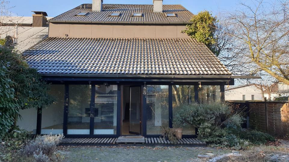 Etagenwohnung Düren Rölsdorf - 5 Zimmer, 151 m&sup2;, 1.450&euro; | Angebot:26697797